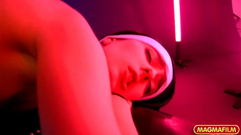 Trashy nun gets pumped Trashy nun gets pumped