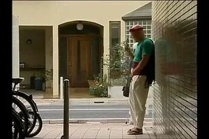 Watch from 0:09:29