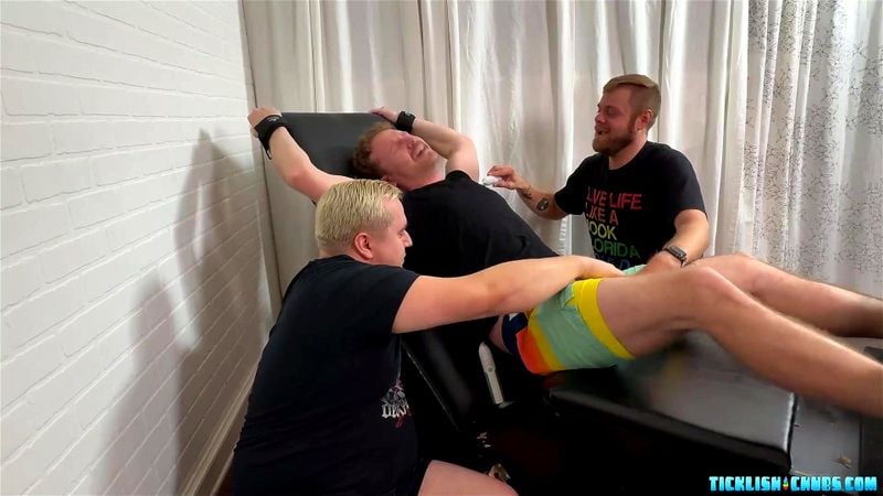 Matt And Ryder Join Forces To Tickle A Good Sport Loborud