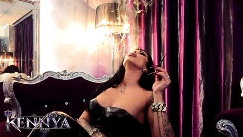 Kennya porn video – Mistress Kennya smoking
