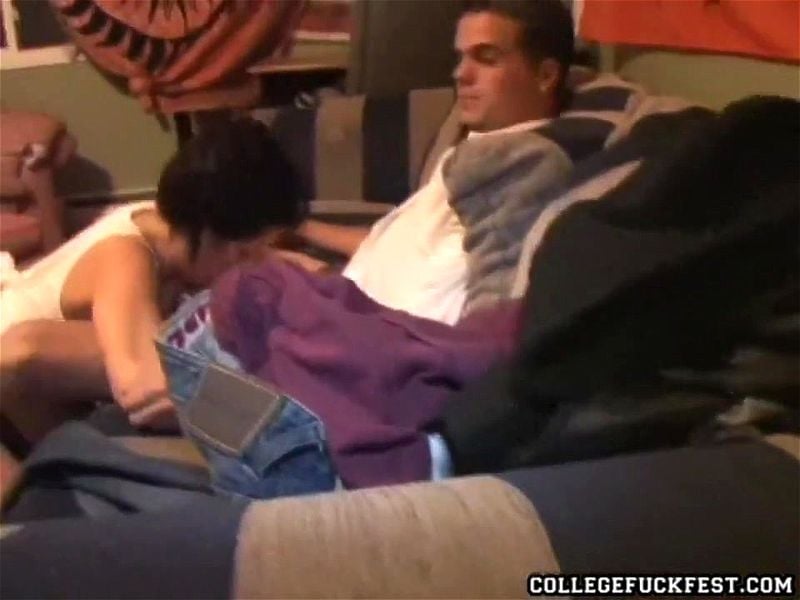 College cock sucking teen goes down on dick