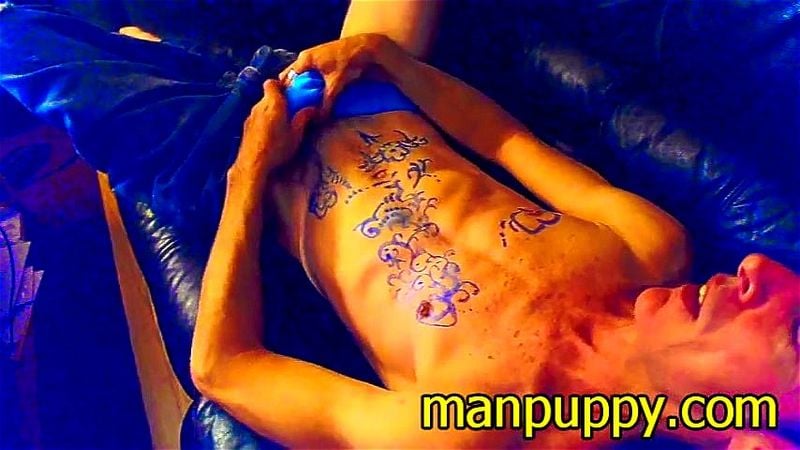 Manpuppy - Gay DILF Body Drawing Fetish and Cum