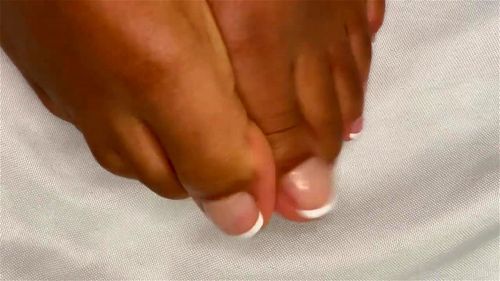 Toe porn video – Ebony Toe Wiggling