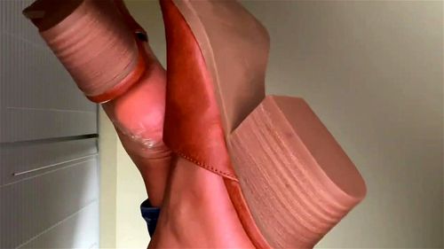 Dangling porn video – Shoes Dangling Off of Ebony Feet