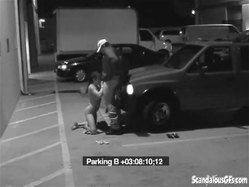 Slut blows security guard to get out of fine Slut blows security guard to get out of fine