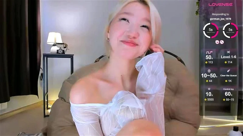 Blond asian cam girl M*ll*__S*N Cute