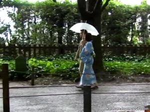 Watch from 0:00:32