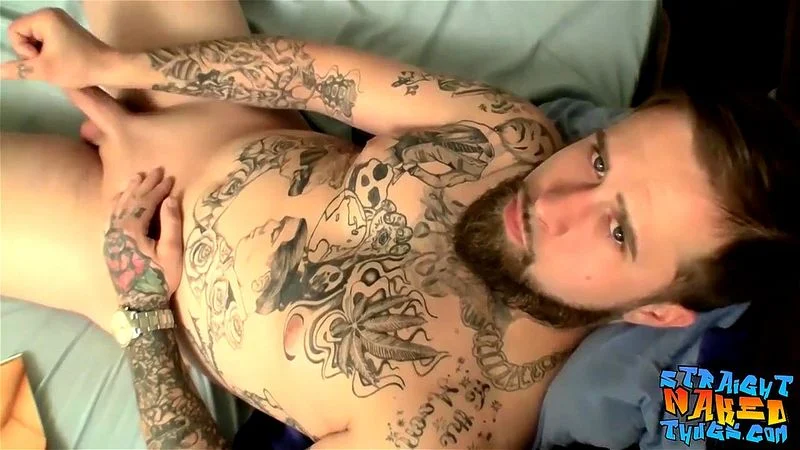 Bearded knob jockey Jacque Gosling has solo fun in bed