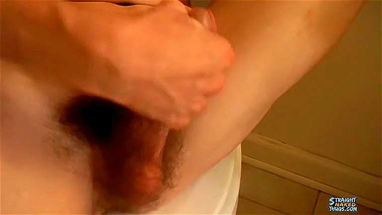 Straight Aaron Enjoys Solo Bathroom Wanking On Cam