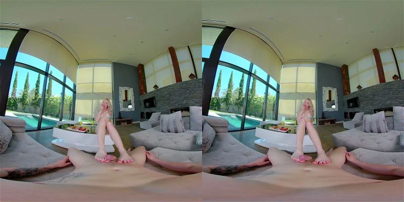 She Offers Me Her Pussy for Breakfast - Virtual Real Porn She Offers Me Her Pussy for Breakfast - Virtual Real Porn