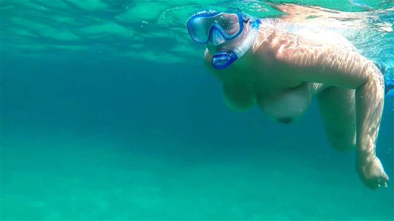 Underwater moments with hot views of my big natural tits and hot pussy Underwater moments with hot views of my big natural tits and hot pussy