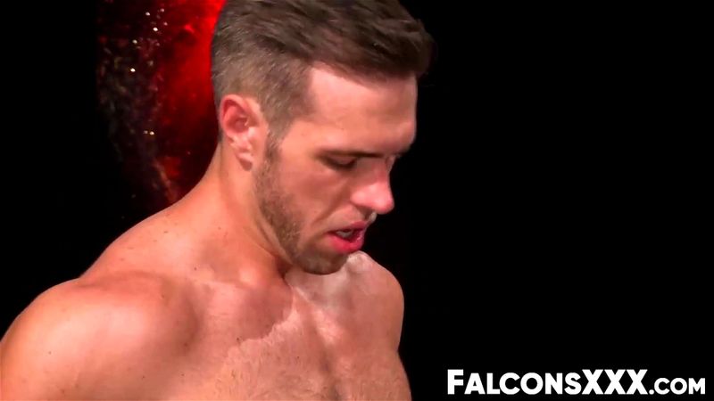 FalconsXXX.com - Blue muscle hunk raw fucks his red friend doggystyle in a wild ride FalconsXXX.com - Blue muscle hunk raw fucks his red friend doggystyle in a wild ride