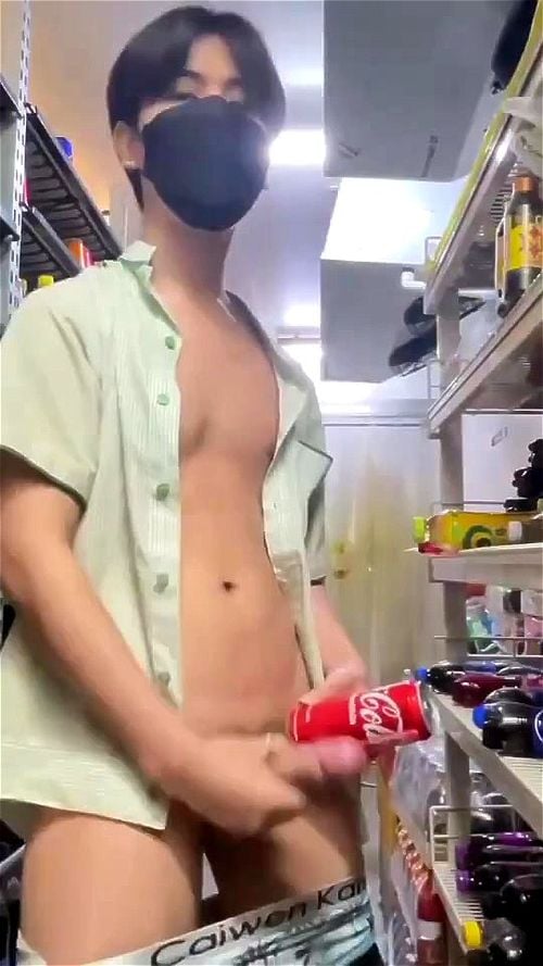 Cam porn video – Big Thai boy 7-11 handjob at work inside store ep.2 cum!