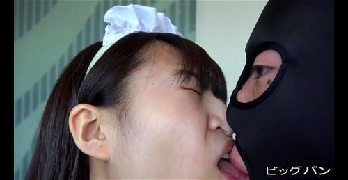 【無修正】どМな女の子にデカチンで喉奥イラマチオ生ハメ大量顔射！！ Porn - SpankBang