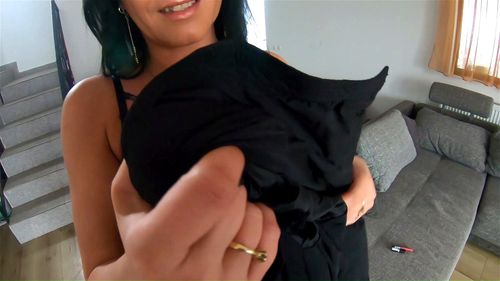 Milfycalla porn video – Very hot beauty MilfyCalla gives blowjob and play with cum with her lover