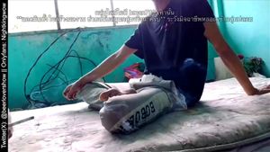 Guarda คนไร้บ้าน- Gay, ชักว่าว, เอ้าดอร์ Porn - SpankBang