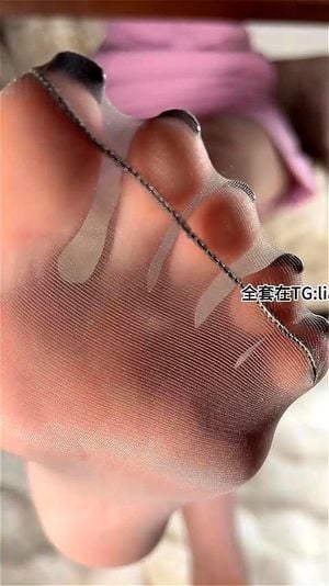 chinese feet thumbnail