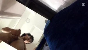A +18 WANTS A MOUTH TO EJACULATE IN