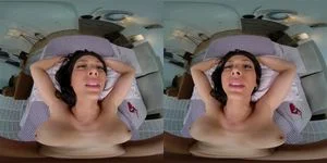 Julia thumbnail