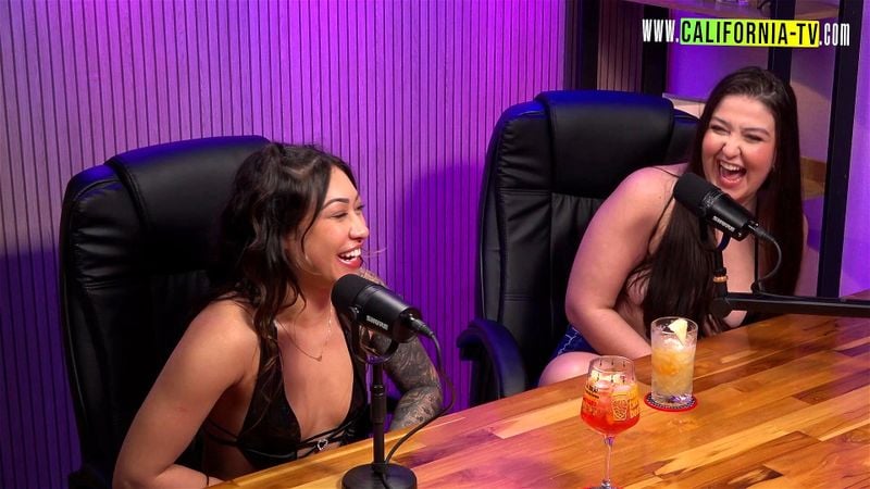 Sexy Fat Girl and Naughty Japanese Girl Make Out on the California TV Podcast Sexy Fat Girl and Naughty Japanese Girl Make Out on the California TV Podcast