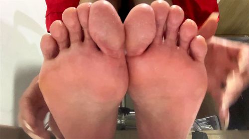 Colombian girl plays with her beautiful feet