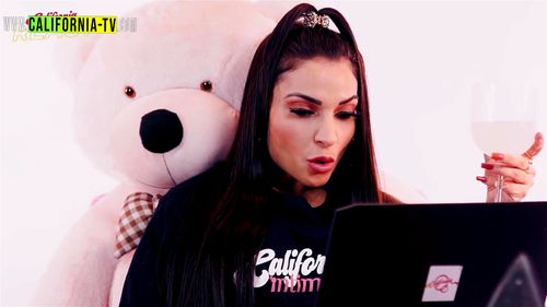 Monique Bertoline REACTS to the 'Naughty Girls of Brazil'!  Plug in the Asshole, Toys and Lots of Banging!