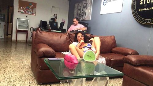 Upskrit porn video – I masturbate in front of my boss