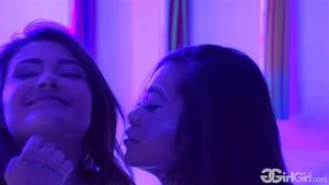 Watch from 0:04:31