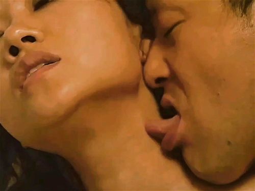 Jav Henry woman neck body by young man suck