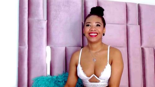 Mayabranson porn video – Flirty and confident, she enjoys every moment with bold and charming attitude.