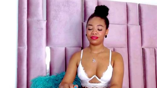 Mayabranson porn video – Fun and confident, she turns any moment into an unforgettable scene.