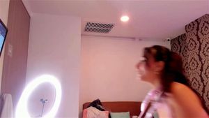 Watch from 0:05:11
