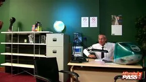 Watch from 0:00:26