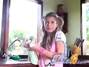 Watch from 0:00:32