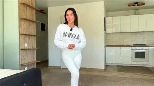 Watch from 0:05:27