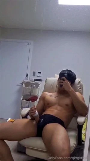 Video Thumbnail
