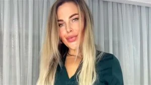 Watch from 0:02:02