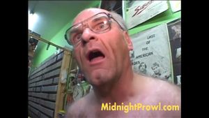 Watch from 0:00:32