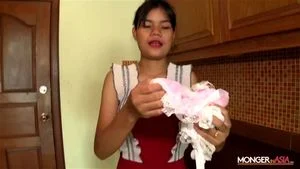 make her ateen mummy thumbnail