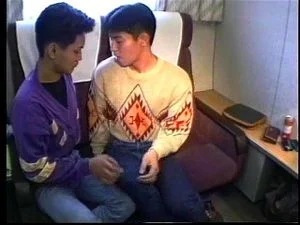 若い男 Thumbnail