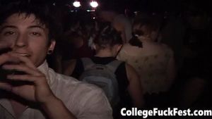 Watch from 0:00:32
