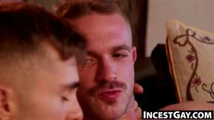 Bastian Karim submits to Apolo Adrii and Hugo Dupres tag team