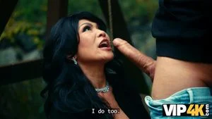 VIP4K. Mature neighbor wants to have fun!