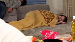 Dick loving Japanese MILFs