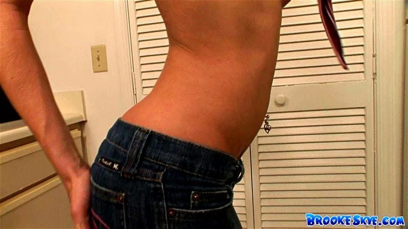 Brooke Skye strips her tight jeans Brooke Skye strips her tight jeans