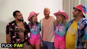 Cutties Lana и Rebel Rider в возбужденном тройничке с фанатом!