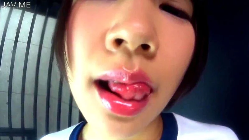 Club Girl Tongue Kiss Saliva Covered HakuSakiAoi