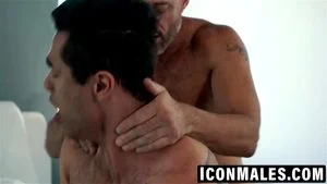 Older gentleman dominates athletic gay in rough anal