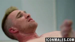 Office studs kiss then fuck each other hard