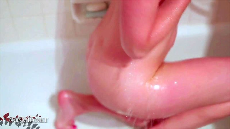 Lovely Blonde Takes Shower Lovely Blonde Takes Shower